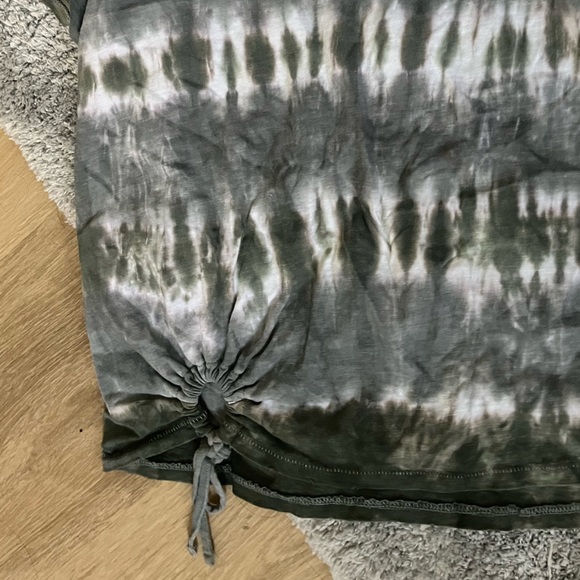 Tie dye Aerie baby tee - Picture 2 of 4